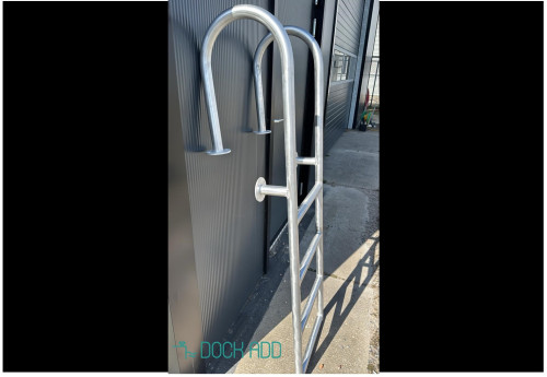 Zwemtrap aluminium montage voor- en bovenkant