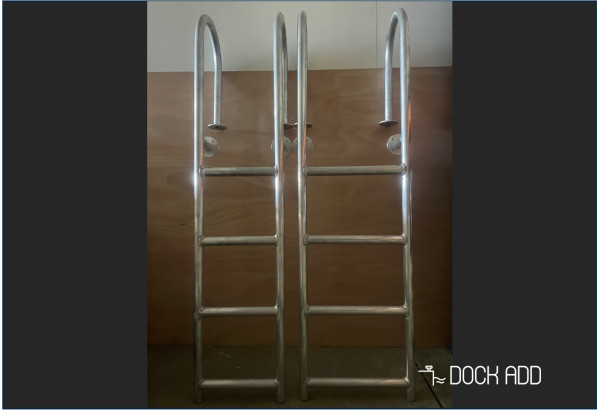 Zwemtrap aluminium montage voor- en bovenkant